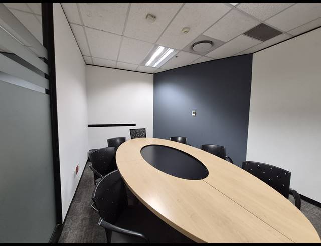 45M² SERVICED OFFICE TO LET IN SANDTON CENTRAL